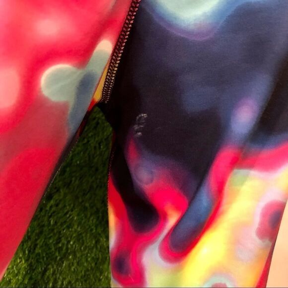 Everlast Psychedelic Workout Leggings - Picture 3 of 3